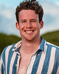 Survivor cast photo of Steven Ramm